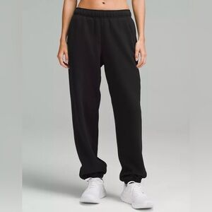 Lululemon Scuba Mid-Rise Oversized Jogger